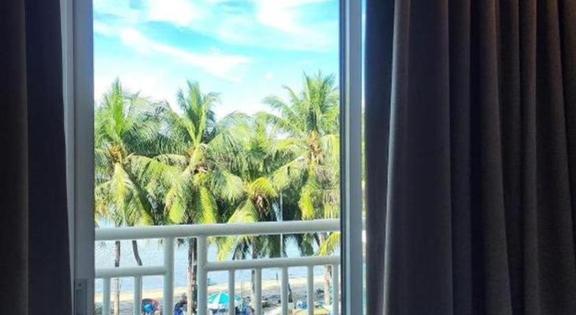 Nana Chat Bangsaen Hotel Si Racha Buitenkant foto